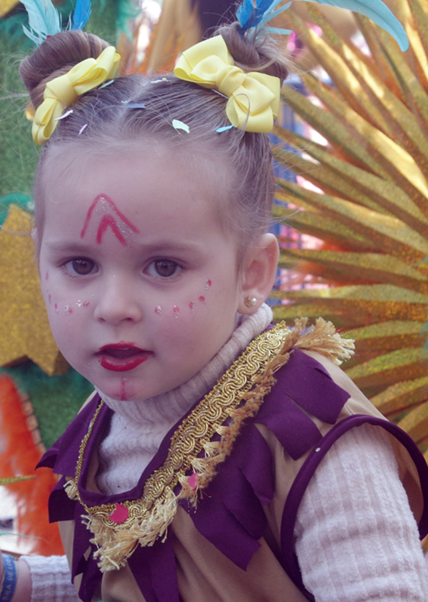 Desfile infantil y grupos de animación 